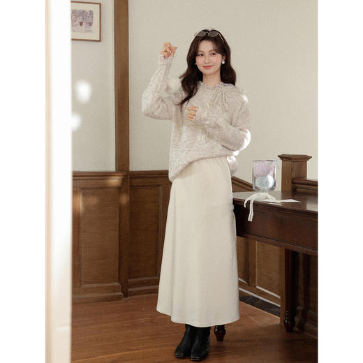 鹿向南「云絮蝶梦」燕麦色宽松长袖内搭针织衫毛衣女秋冬羊毛上衣 商品图3