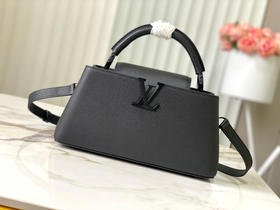 秋冬特惠💰1700 渠道级LV 新品 te级LV 全套包装 M23947/M48865黑武士 CAPUCINES EAST WEST 手袋 本款 Capucines BB手袋