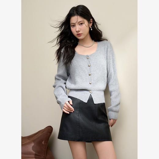 西遇外套女冬季新款法式复古方领金属扣短款收腰显瘦毛衣开衫P0043555 商品图3