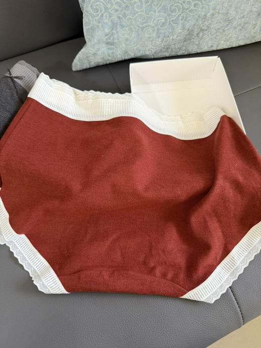 1126-1秋冬 亲肤磨毛 温润保暖 女士中腰花边内裤 四色一盒不拆卖 贼贴合 适合90-140斤 商品图12