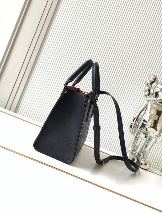 秋冬特惠💰1330 渠道级LV【全钢五金 变码芯片】te级LV 全套包装 M45659黑色压印 本款 OnTheGo小号手袋 商品图1