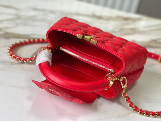 秋冬特惠💰1600 渠道级LV 新品 te级LV 全套包装 M25332/M48865红色四叶草链条款 商品图6