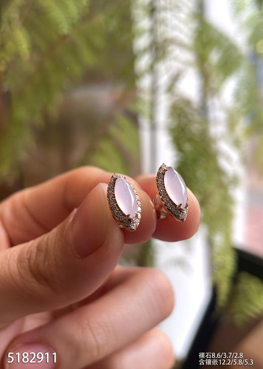 5182911，水滴耳钉。具体价格微信咨询 商品图2