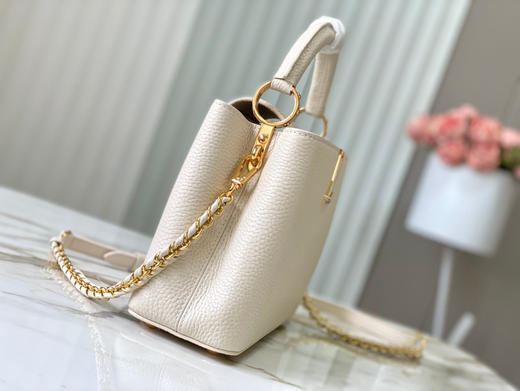 秋冬特惠💰1700 渠道级LV 新品 te级LV 全套包装 M23082/M48865七夕款 本款Capucines手袋 商品图1