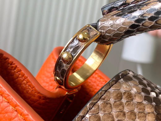 秋冬特惠💰1700 渠道级LV te级LV 全套包装 N80007/M48865艳橙 本款 Capucines BB号手袋 商品图4