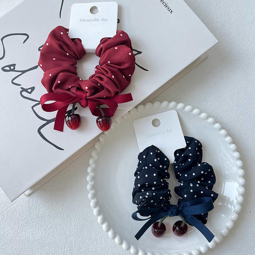 高颜值樱桃波点肠圈发圈-纪念日百货门店同款167748694 商品图4