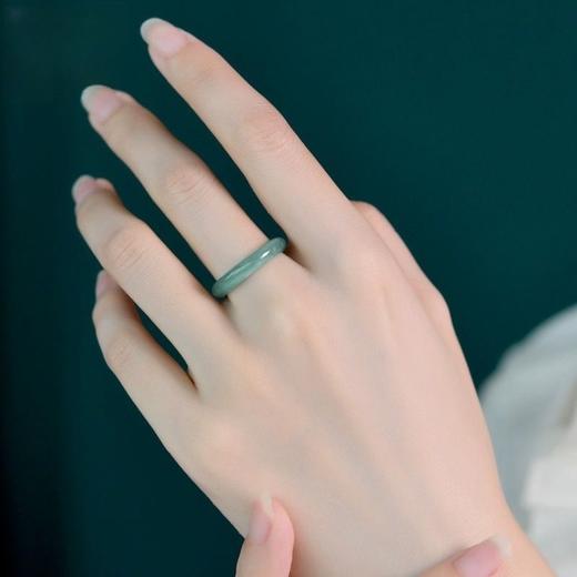 危地马拉高冰蓝水天然翡翠素圈戒指 商品图3