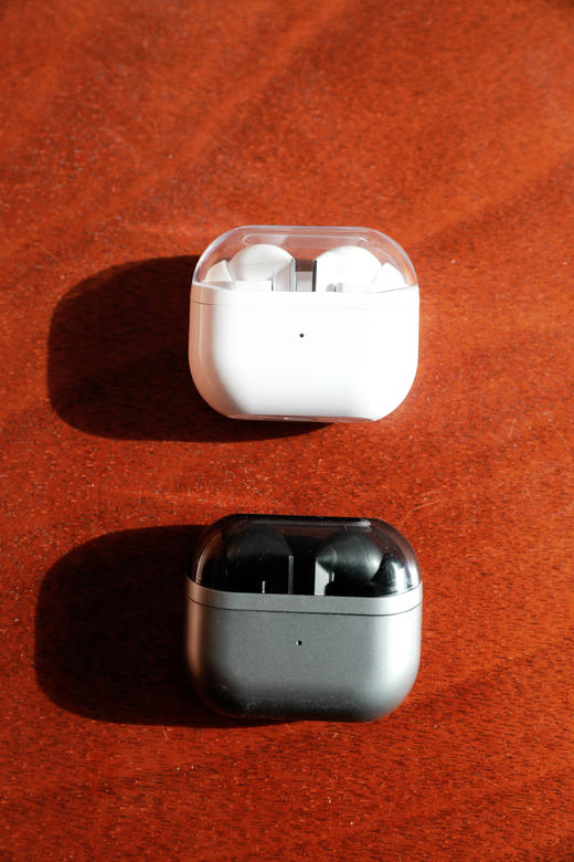 完全贴合的感觉，录音室般的音质。主动降噪无线蓝牙耳机C112666 商品图8