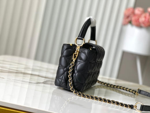 秋冬特惠💰1600 渠道级LV 新品 te级LV 全套包装 M25332/M48865黑色四叶草链条款 商品图1