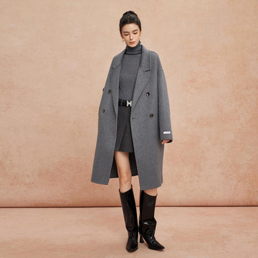 QH940斯尔丽2025新款西装领松弛感老钱风气质廓形百搭双面呢羊毛大衣 商品图6