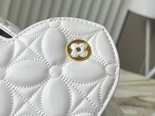 秋冬特惠💰1700 渠道级LV 新品 te级LV 全套包装 M25332/M48865白色四叶草链条款 商品图4