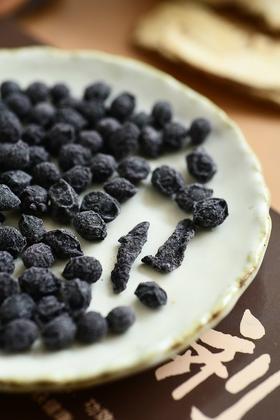 赵露思推荐❗❗💰19.9到手3罐【骏奥当归黑豆】入口清甜，哏啾有嚼劲，🤩越嚼越上头 💆开罐即食，高蛋白高纤维💪饱腹抗饿