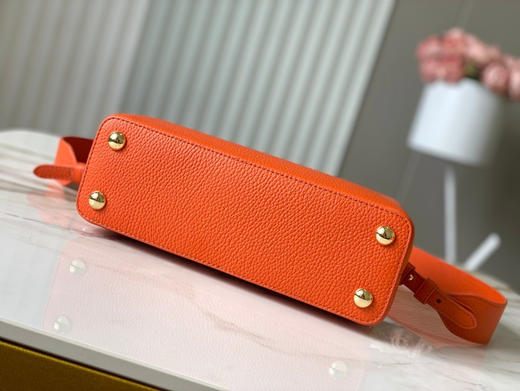 秋冬特惠💰1700 渠道级LV te级LV 全套包装 N80007/M48865艳橙 本款 Capucines BB号手袋 商品图8