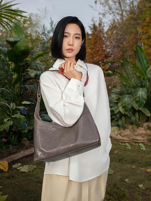 食草堂hobo包头层植鞣牛皮腋下包松弛感单肩斜挎包-璃落 商品图6