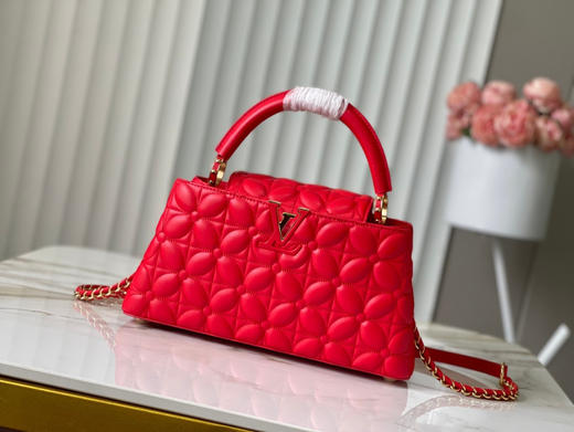 秋冬特惠💰1700 渠道级LV 新品 te级LV 全套包装 M25332/M48865红色四叶草链条款 商品图0