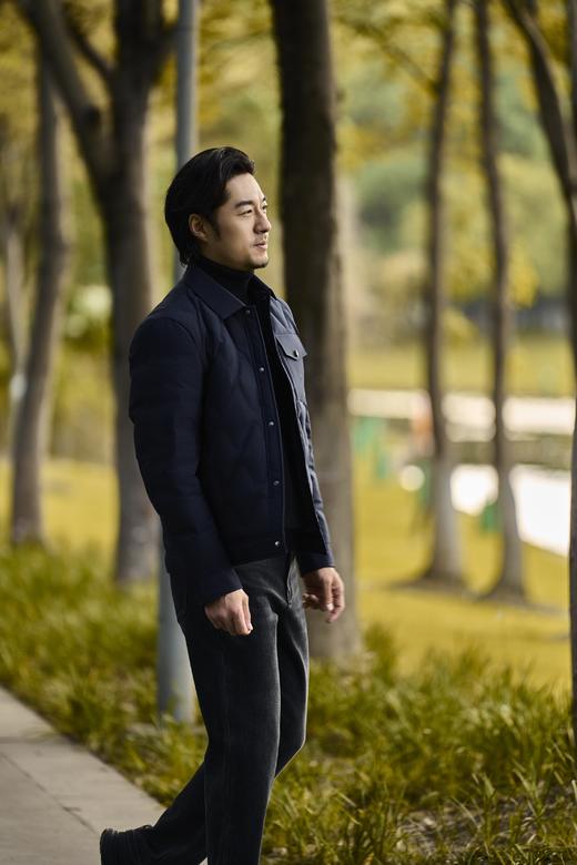 拇指白小T双十二返场—热力羽绒服 商品图3