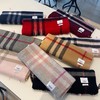 点此购买 巴宝莉万年经典巴格小围巾 336550 商品缩略图0