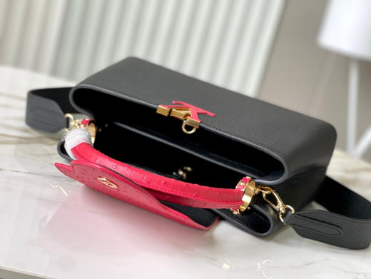 秋冬特惠💰1650 渠道级LV 新品 te级LV 全套包装 N82904/M48865黑拼红鸵鸟 本款 Capucines 手袋 商品图5