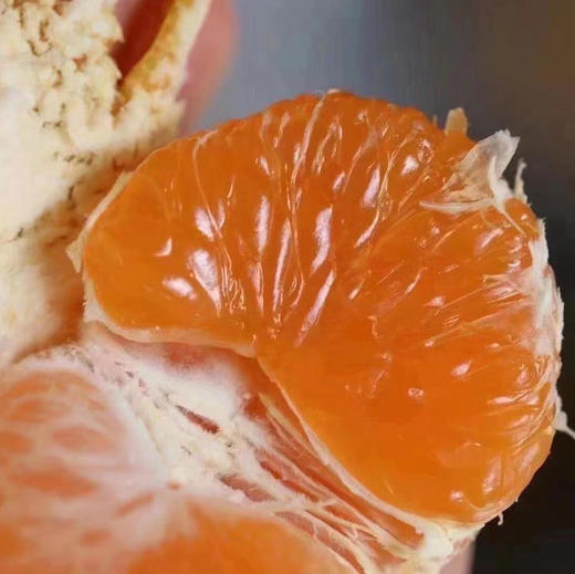 一口蜜涌泉蜜桔 甜润爽口
🔥🔥🔥不打蜡，不催熟，瓣瓣水嫩，放入舌尖轻轻一咬香甜的果汁在口中爆浆💦 商品图3