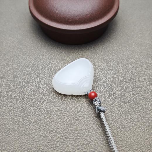 新疆和田玉且末料羊脂玉小平安锁 1122-15 商品图4