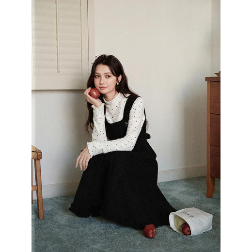 鹿向南「墨色絮章」黑色吊带连衣裙女方领秋冬季温柔风长款连衣裙 商品图2