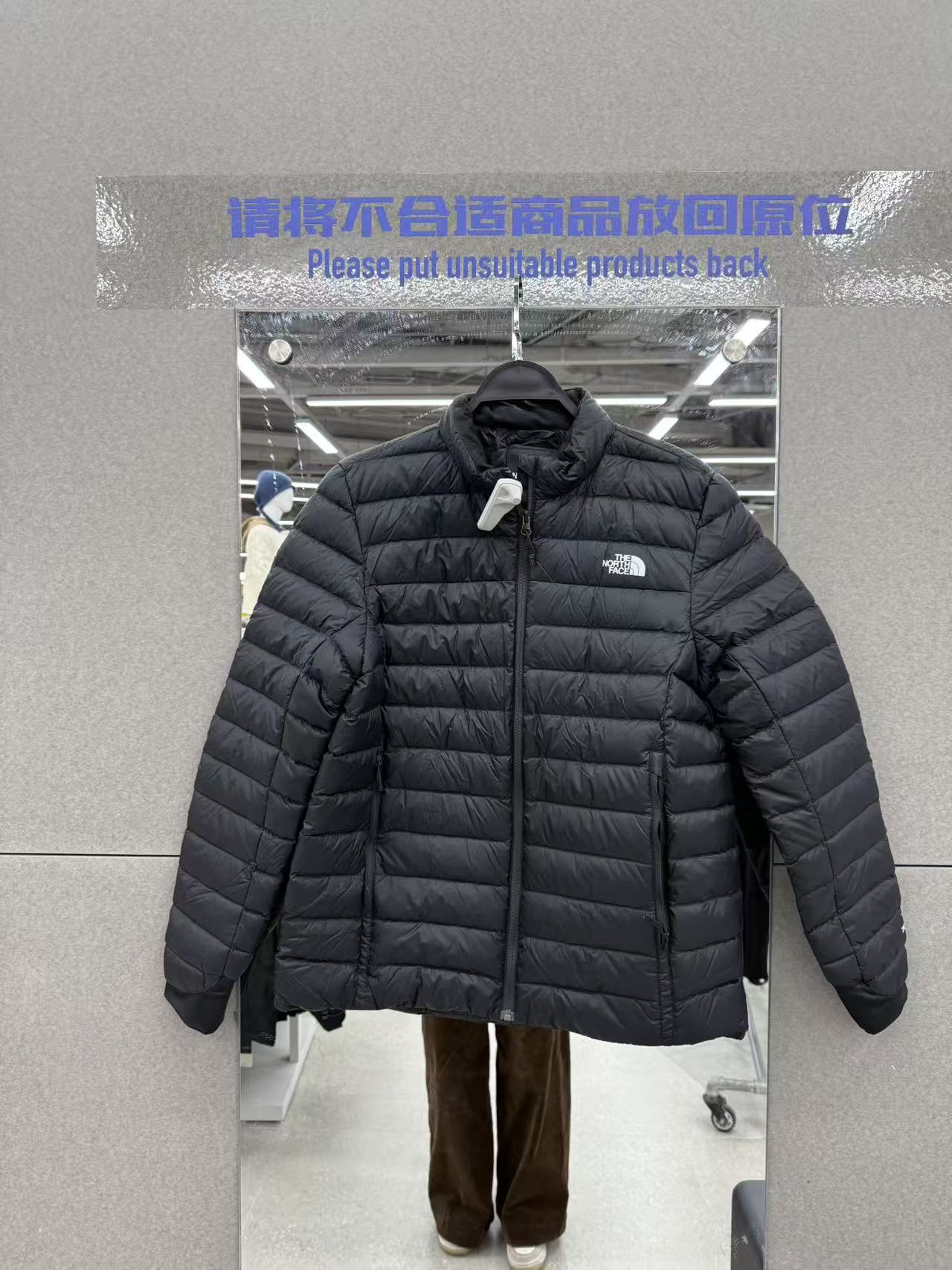 北面 短款羽绒服799.9元（线上线下同步在售，不一定有货，介意勿拍）598698-NT