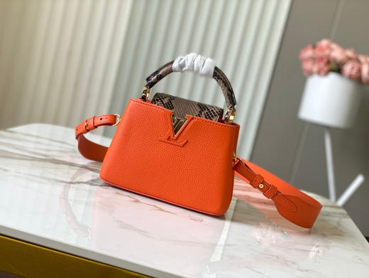 秋冬特惠💰1600 渠道级LV te级LV 全套包装 N80007/M48865艳橙 本款 Capucines 迷你号手袋 商品图0