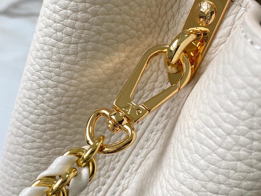 秋冬特惠💰1700 渠道级LV 新品 te级LV 全套包装 M23082/M48865七夕款 本款Capucines手袋 商品图4