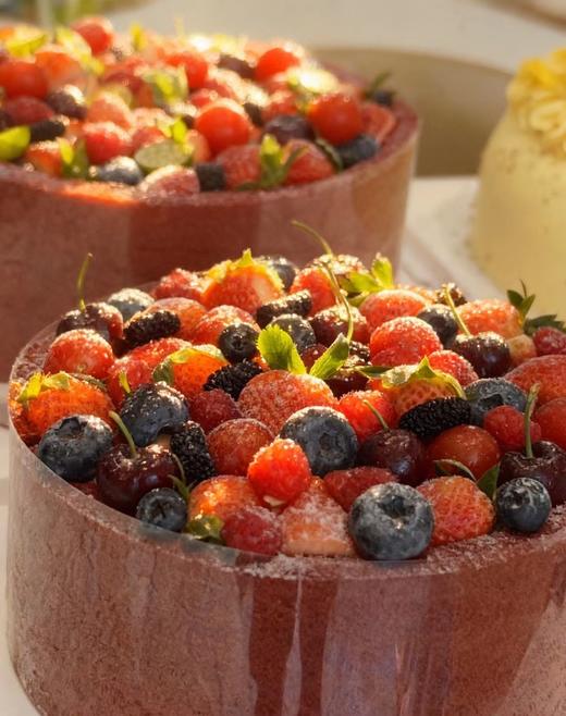 鸿福满园 红丝绒奶油水果 商品图1