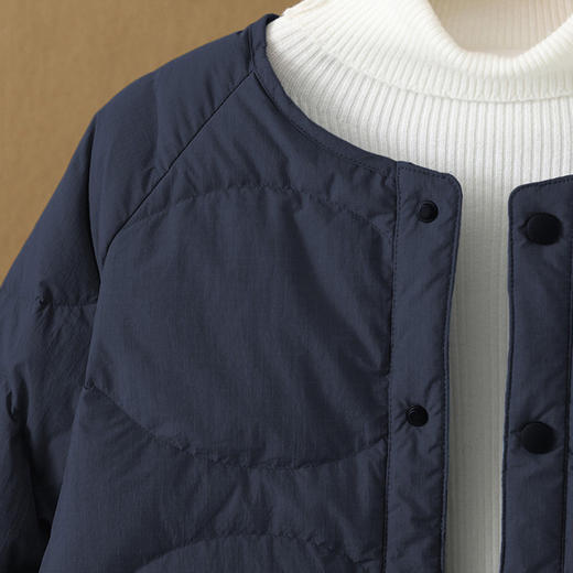 XJM78402025冬季新款纯色文艺宽松休闲简约舒适夹棉圆领棉服外套上衣女 商品图2