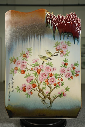 《春意盎然》颜色釉镶器