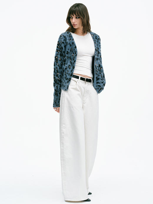 TR她热 蓝色风豹 蓝色豹纹拉毛复古保暖设计感V领开衫外搭 商品图2