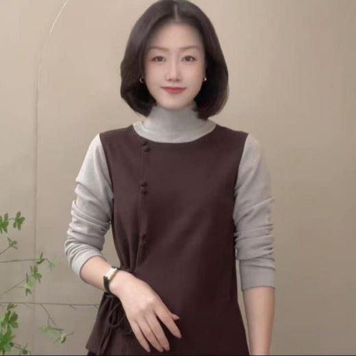 A8-1175 半高领假两件拼色T恤衫秋冬款休闲宽松女装减龄设计感打底衫上衣 商品图0