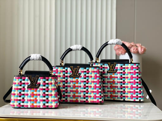 秋冬特惠💰1900 渠道级LV 新品 te级LV 全套包装 M22270/M48865五彩编织〰此款色彩绚丽的Capucines中号手袋 商品图9
