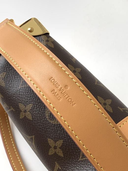 秋冬特惠💰1370 渠道级LV【全钢五金 163c01变码芯片】te级LV 全套包装 M46815老花 早春系列Cruise系列 商品图6