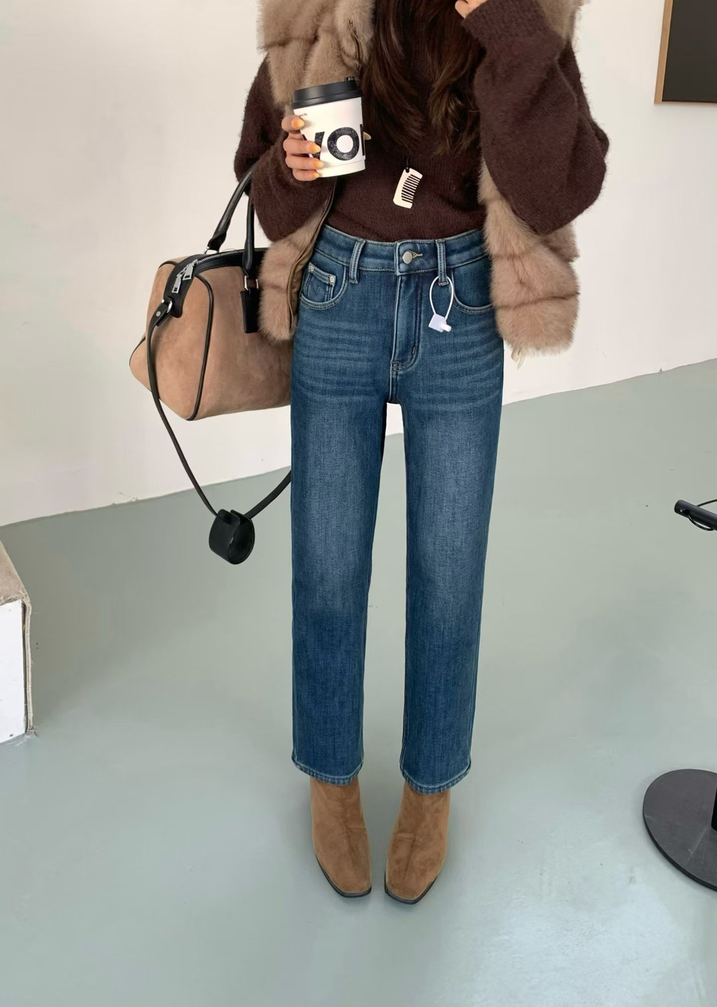 两色四面弹厚绒法棍裤！2025新款烟管裤！不挑身材！显瘦利落！