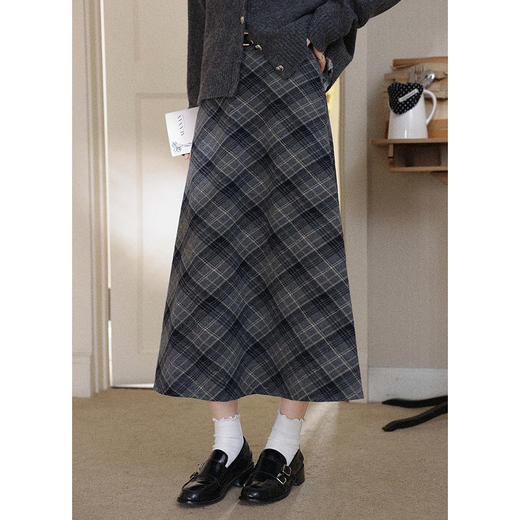 鹿向南「书声入耳」花灰色娃娃领钩花蝴蝶结毛衣开衫上衣裙子套装 商品图3