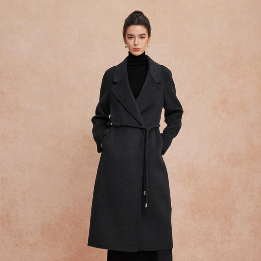 QH928斯尔丽2025新款翻领H廓形简洁大方气质长大衣 商品图0