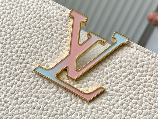 秋冬特惠💰1800 渠道级LV 新品 te级LV 全套包装 M23082/M48865七夕款 本款Capucines手袋 商品图3