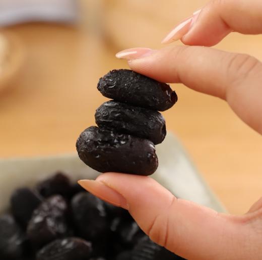 【果然U品三蒸三晒黄芪枣】💗吃2颗=3碗黄芪水 🔺甄选原料原产地，新疆灰枣+甘肃黄芪 🔺古法三蒸三晒工艺，去核去皮，黄金配比，无添加 商品图4