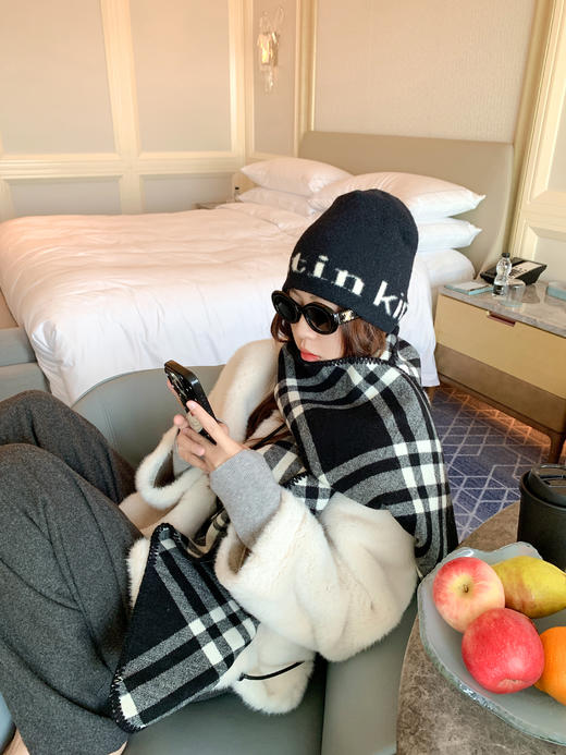 <曾小咸推荐> 现货秒杀！微信超特价！环保皮草毛绒外套 日常389.99 立减220 秒杀169.99！ 商品图5