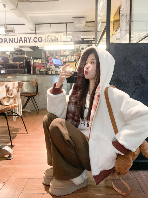 <曾小咸推荐>现货秒杀！微信超特价！红色格子两面穿加绒外套 日常319.99 立减150 秒杀169.99！ 商品图10