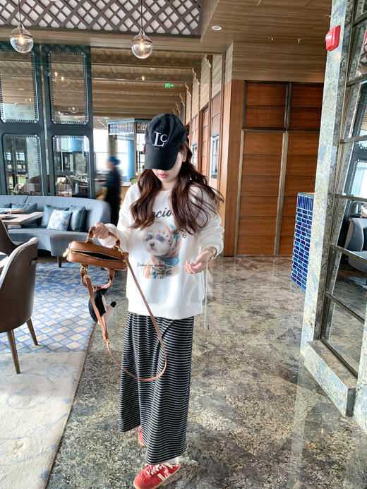 <曾小咸推荐> 现货秒杀！微信超特价！黑白条纹半裙 日常149.99 立减70 秒杀79.99！狗狗印花加绒卫衣秒杀89.99！ 商品图6