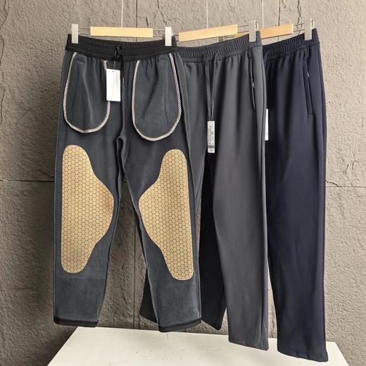 显瘦加绒加大护膝高弹防风裤冲锋裤 商品图0