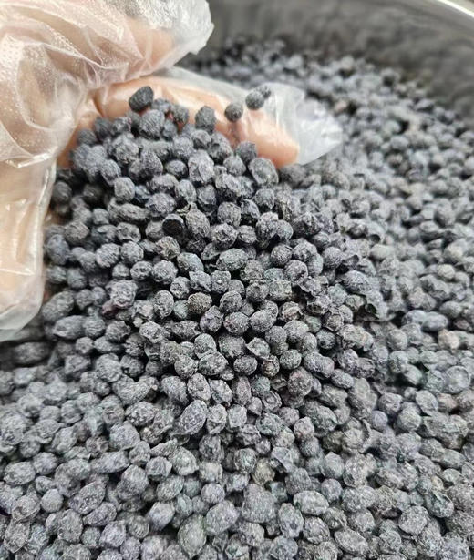 19.9到手3罐【当归黑豆】入口清甜😋哏啾有嚼劲， ✅精选东北当季黑豆🌾人工甄选，配道地当归、冰糖🍬文火慢熬，豆香回甘 商品图4