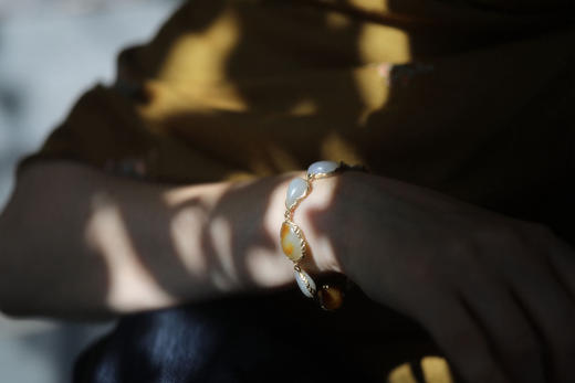 和田玉籽料手链 商品图2