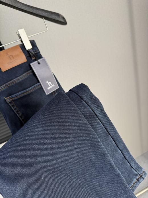 D112726秋冬款时尚休闲商务后腰字母logo皮标男士加绒牛仔裤 商品图14