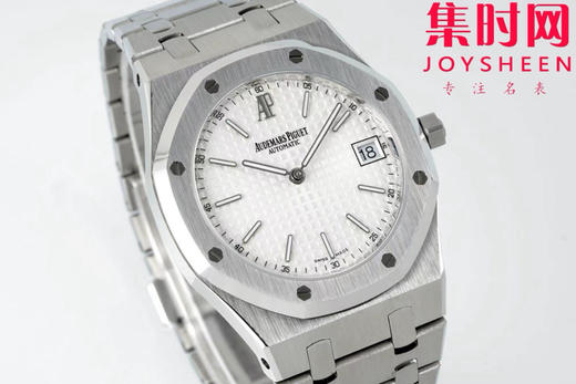 IPF爱彼皇家橡树15202系列 “大众情人”超薄精心打磨上市 男士腕表 小手腕福音
【精彩细节】表盘尺寸39mmX8.6mm 商品图1