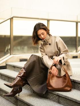 迪莱克丝羊皮挎包