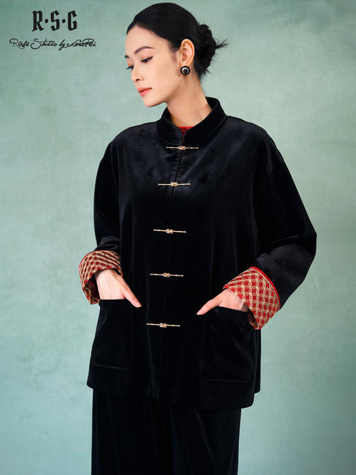 RSG郭培成衣2025早秋新品高级感中式老钱风袖口铜钱刺绣丝绒外套 商品图3